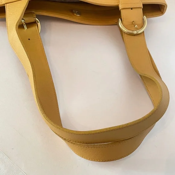 Coach Vintage Soho Lafayette 4140 Shoulder Tote Bag Chamois Yellow Leather - Picture 9 of 16